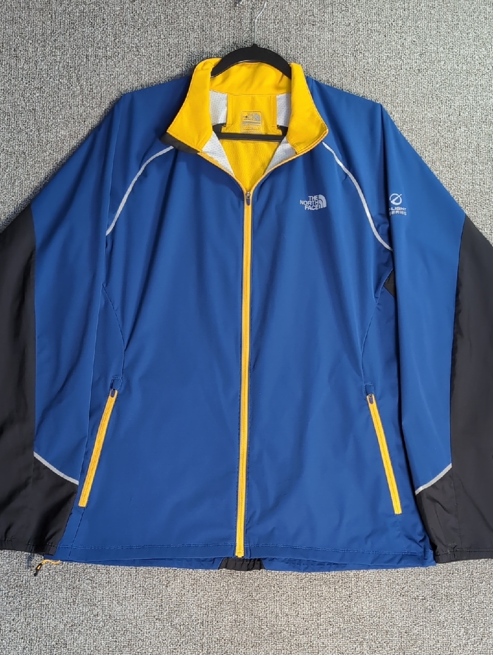 The North Face Flight Series Apex Lightweight Running Jacket Size Large in Navy